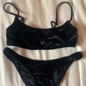 Black velvet triangl bikini